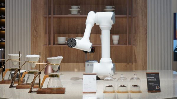 Τα υπερσύγχρονα LG Robots έρχονται για να αναβαθμίσουν την καθημερινότητα 